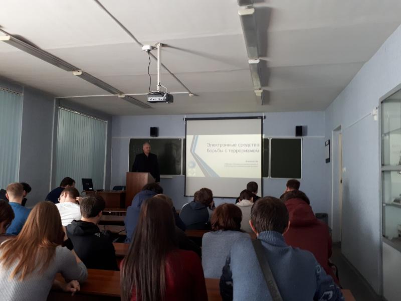 ���� ������������ � �����