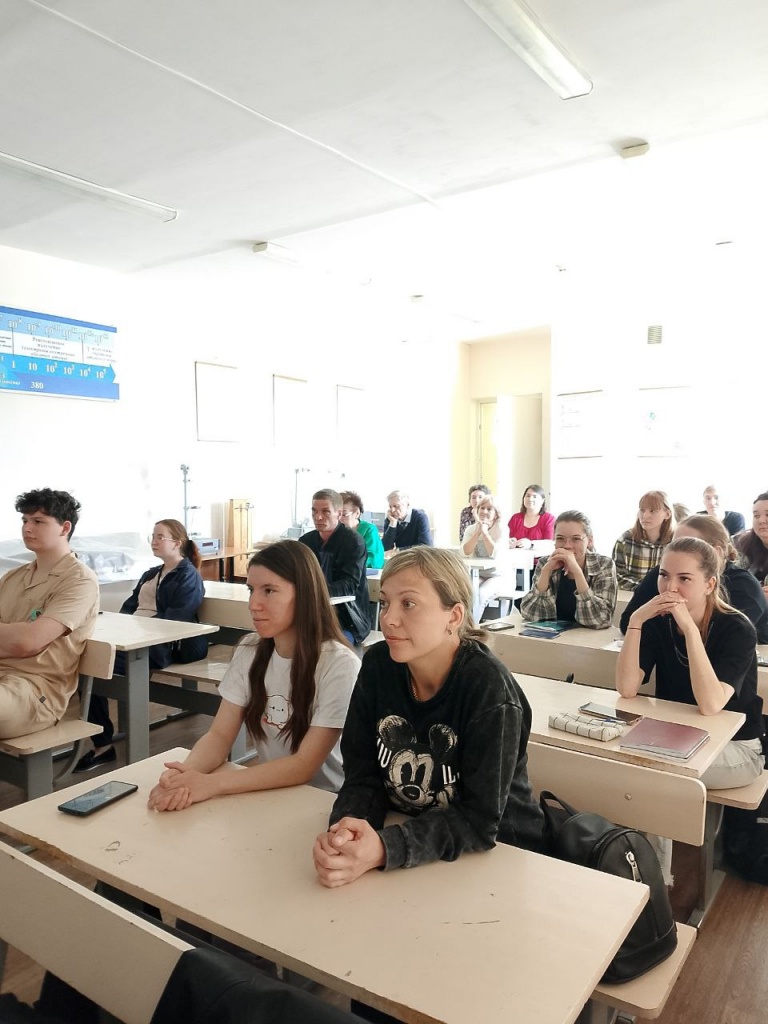 IMG_20250527_184315_997.jpg IMG_20250527_184315_997.jpg