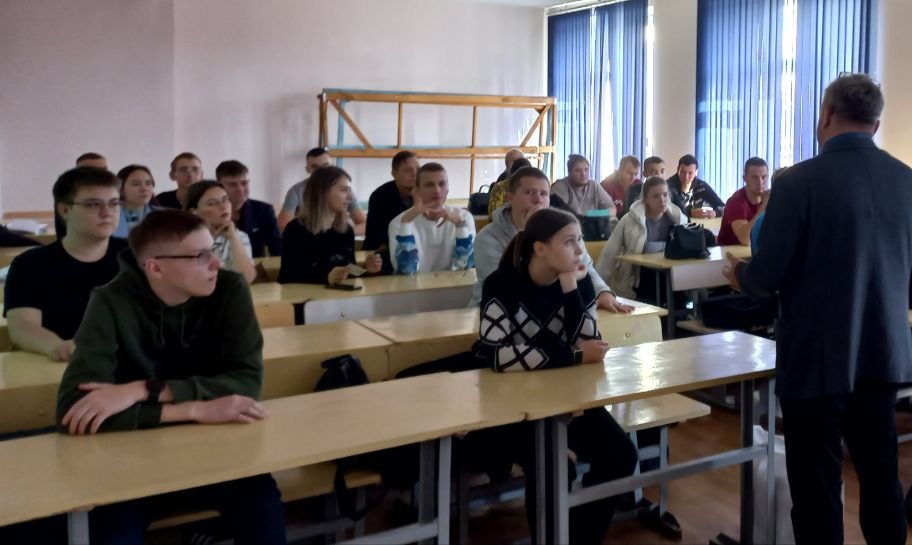 46AEC71D-2734-4893-841F-A24F1AC0E57C.jpeg 46AEC71D-2734-4893-841F-A24F1AC0E57C.jpeg