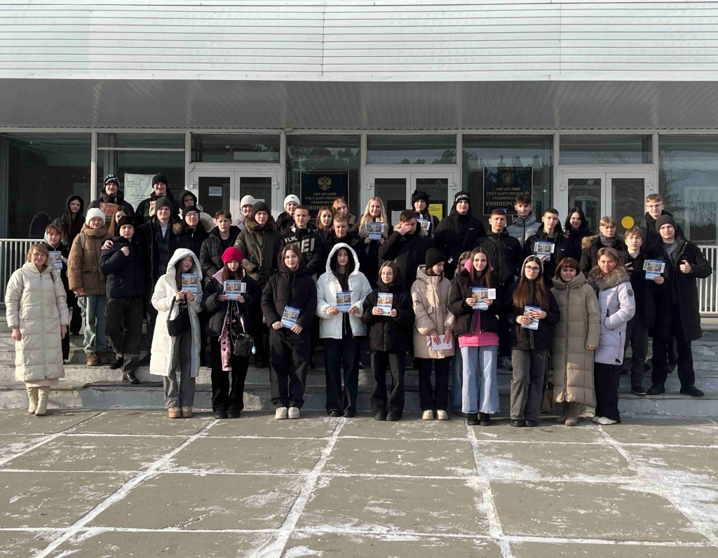 d3F7ENflN90.jpg d3F7ENflN90.jpg